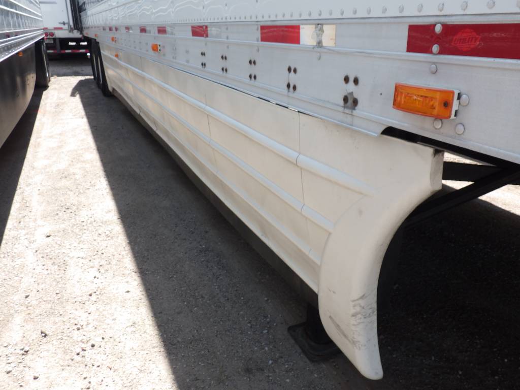2015 UTILITY 3000R ALUMINUM REEFER - THERMO KING S-600 @ 21,453 HRS $ 22,500.00