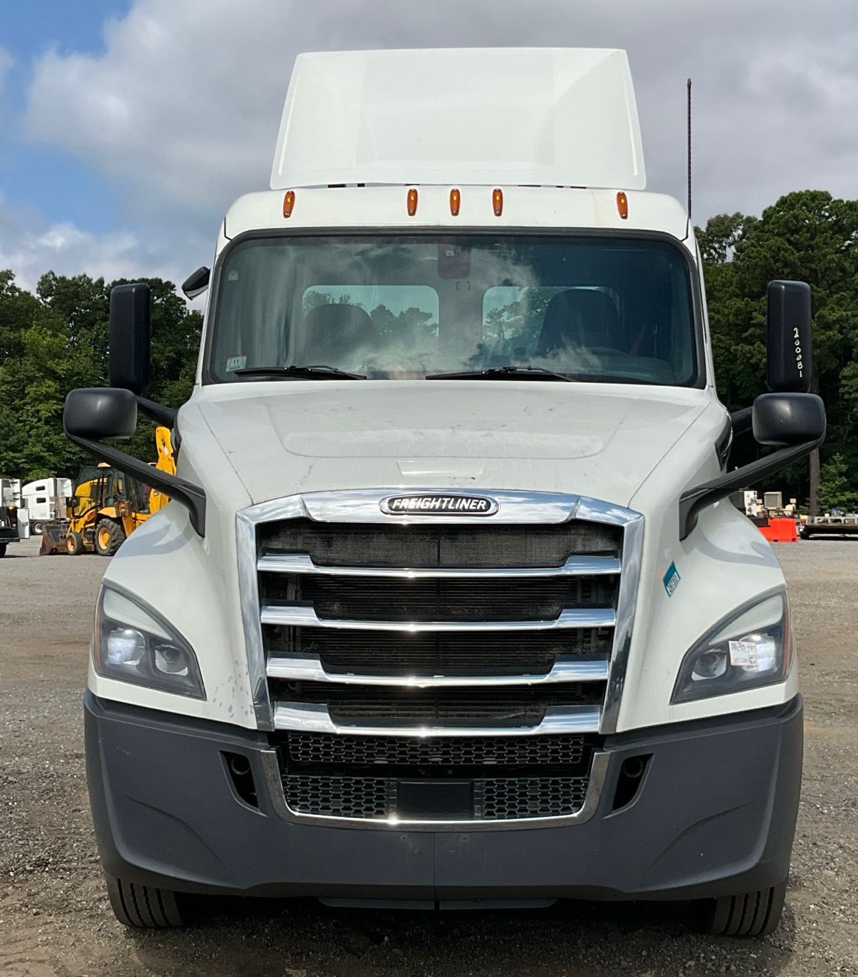 2018 Freightliner Cascadia 126 Day Cab – Frontier Truck Sales