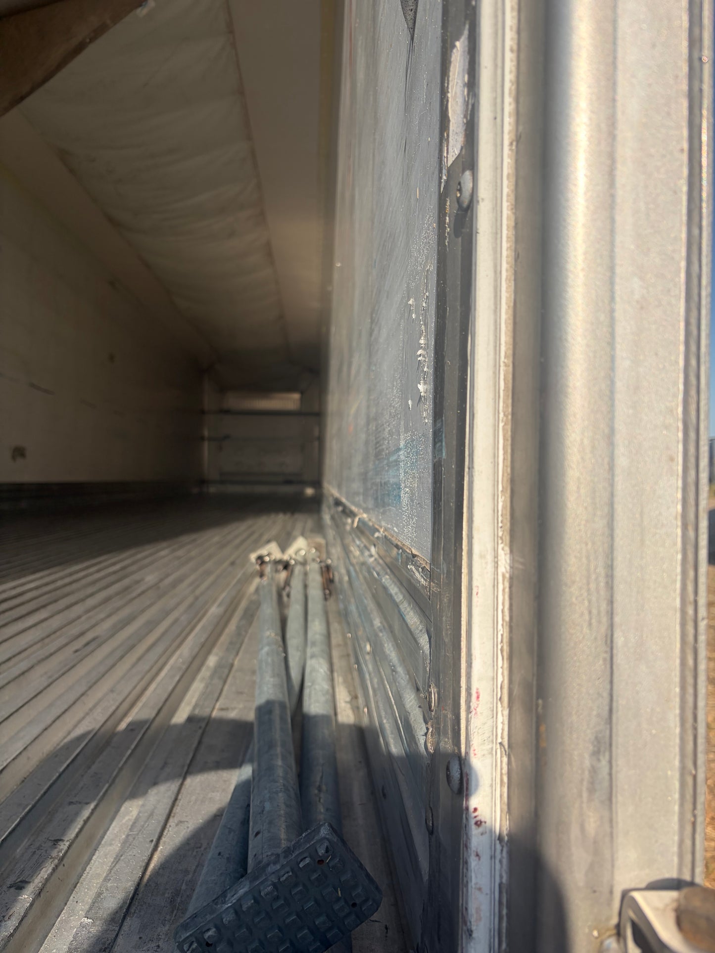 2017 Great Dane 53’ (Thermoking Precedent S-600)
