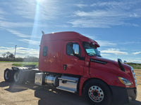 2019 Freightliner Cascadia 116 Mid-Roof | DD13 | Automatic