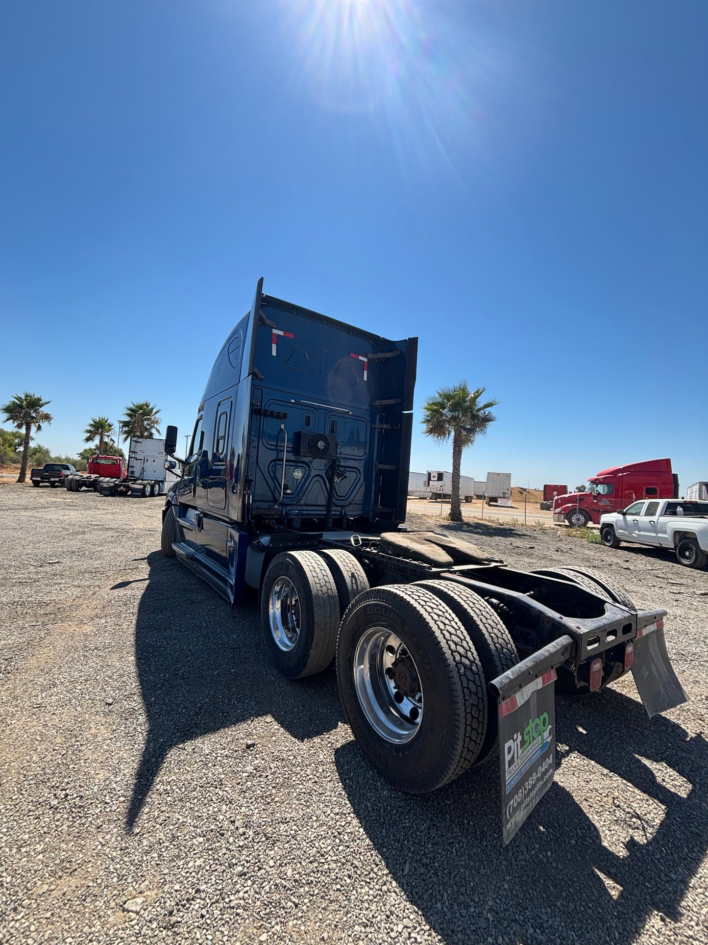 2019 Freightliner Cascadia 126 Blue -Frontier Truck Sales