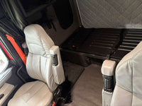 2019 Freightliner Cascadia 116 Mid-Roof | DD13 | Automatic