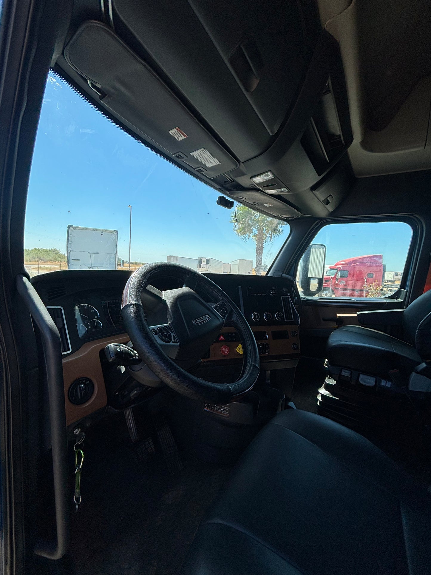2019 Freightliner Cascadia 126 Blue -Frontier Truck Sales