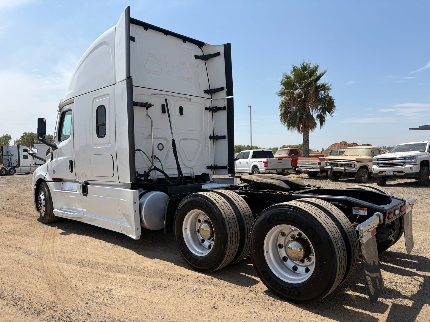 2022 Freightliner Cascadia 126
