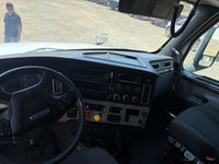 2022 Freightliner Cascadia 126