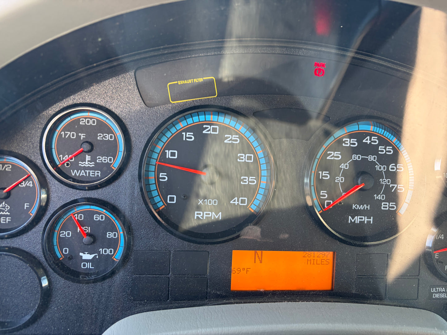 2019 INTERNATIONAL 4300 4X2