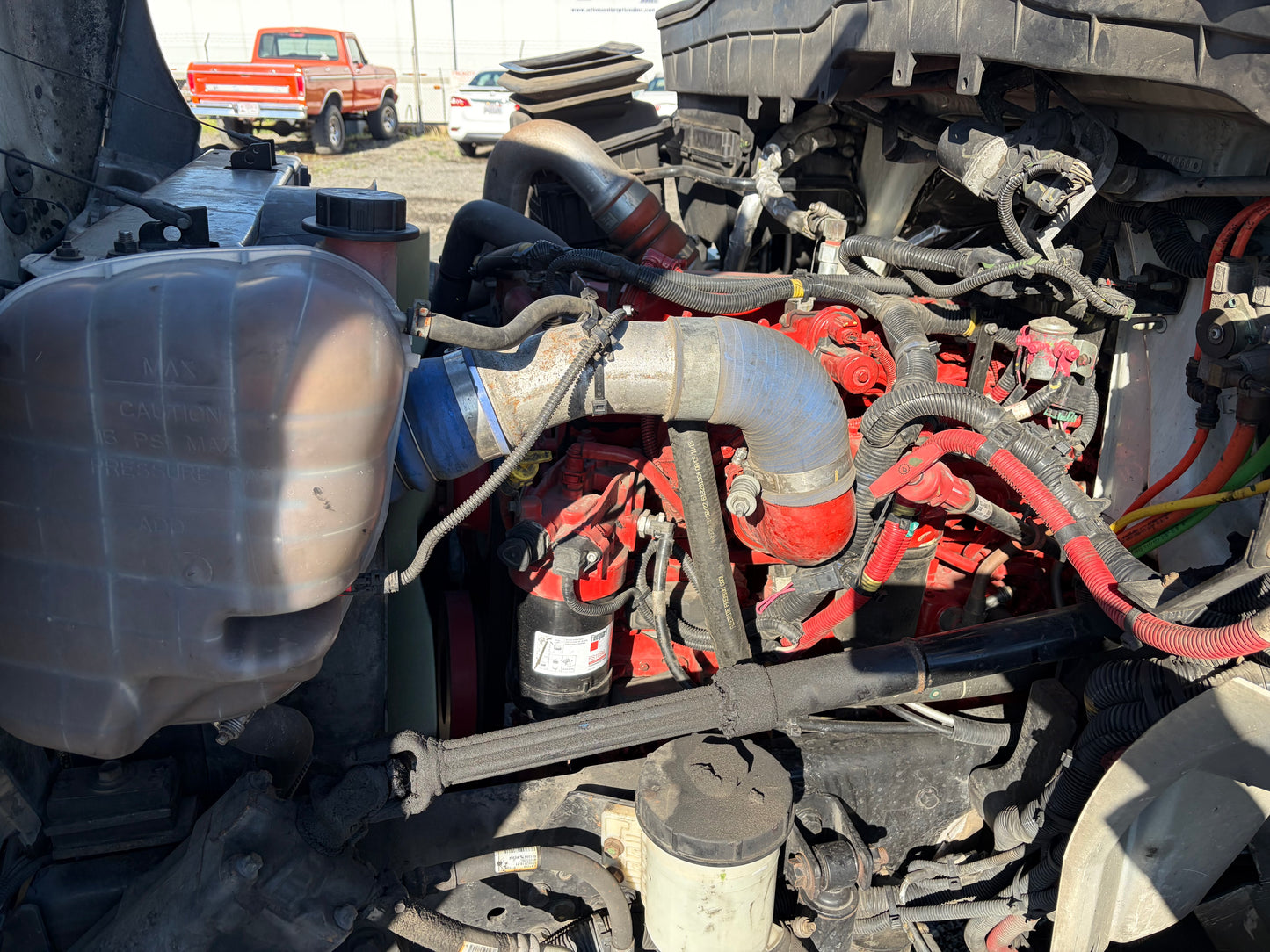 2019 INTERNATIONAL 4300 4X2