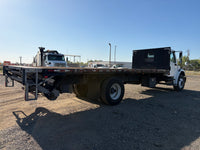 2018 Freightliner M2 (22FT FLATBED)