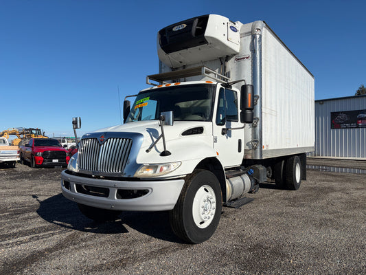 2019 International 4300 4x2