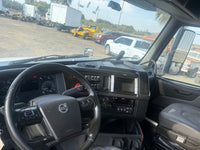 2022 Volvo VNL 760