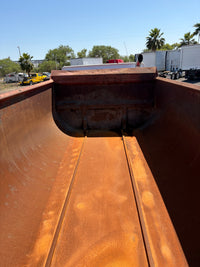 2014 Volvo Transfer Dump Truck/ Manual 10 speed