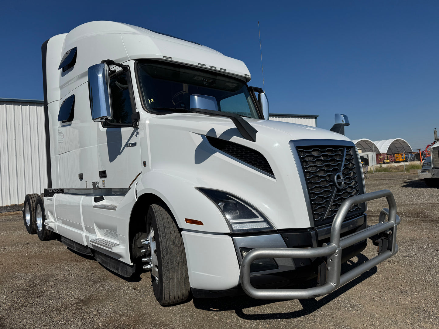 2022 Volvo VNL 760