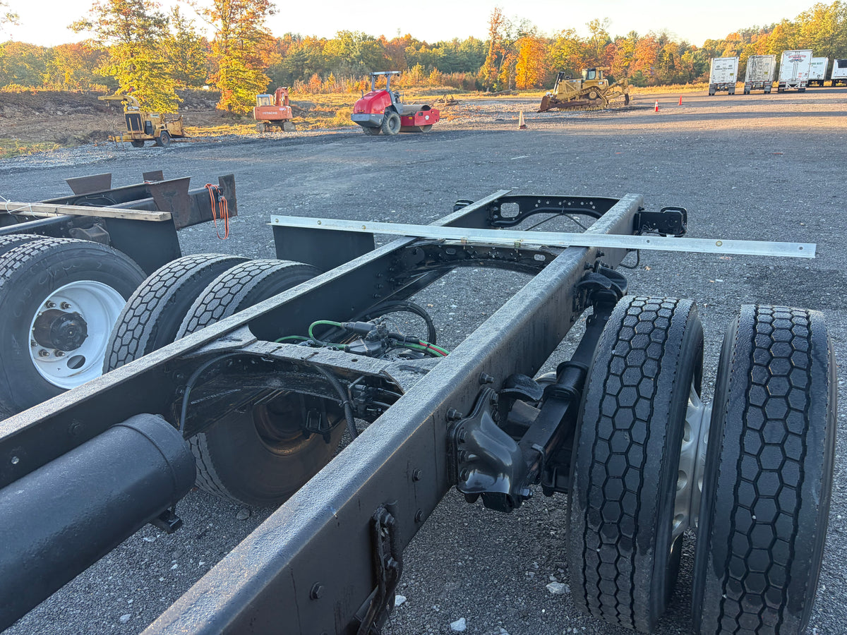 2018 FREIGHTLINER M2 (CHASSIS)