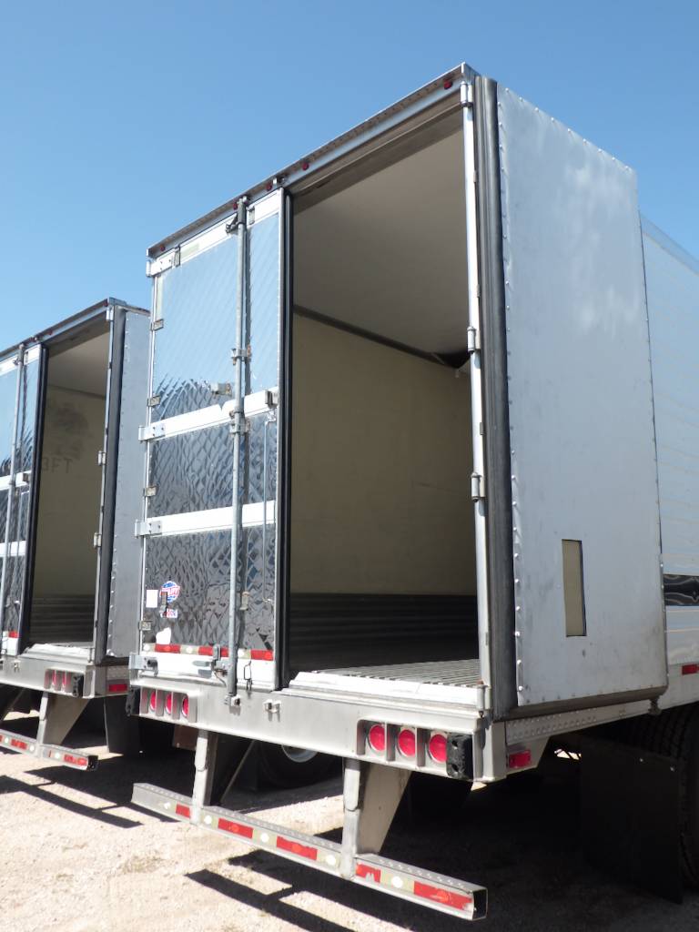 2015 UTILITY 3000R ALUMINUM  REEFER- THERMO KING S-600 @ 23,025 HRS @ $22,500.00