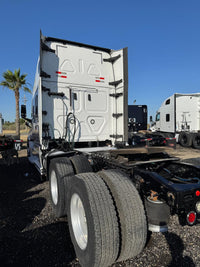 2020 Freightliner Cascadia 126 White – Frontier Truck Sales