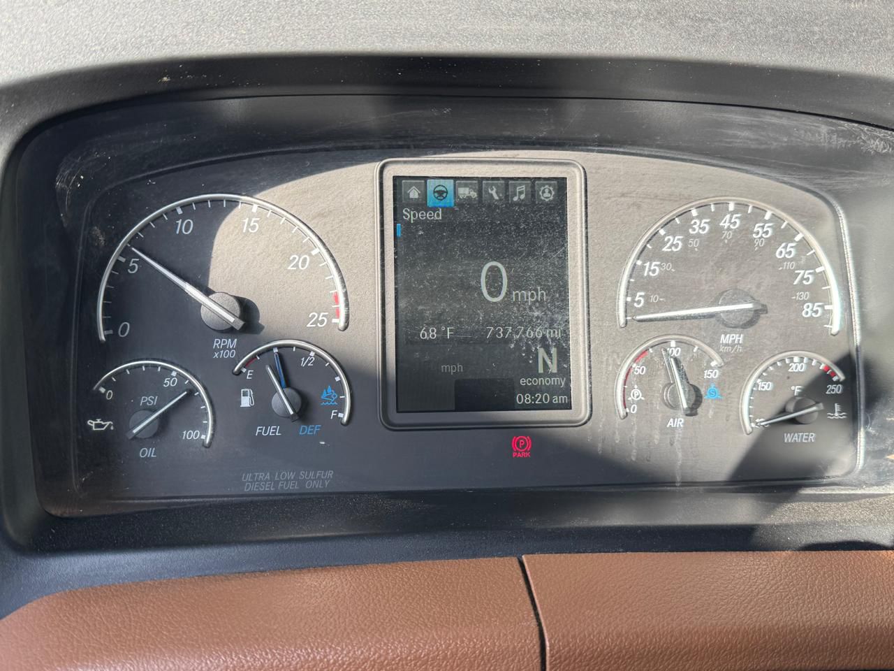 2020 Freightliner Cascadia 126 White – Frontier Truck Sales